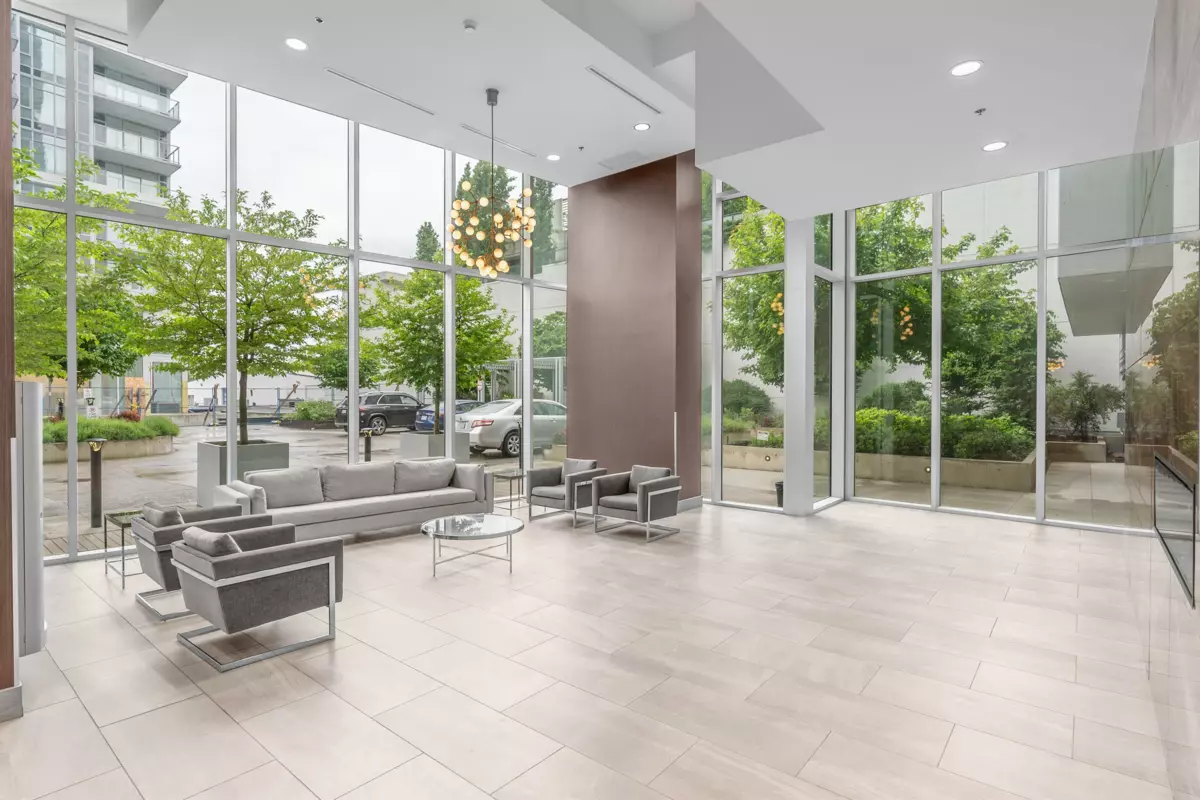 Front Yard Photo of 2702 2311 Beta Avenue, Burnaby, BC