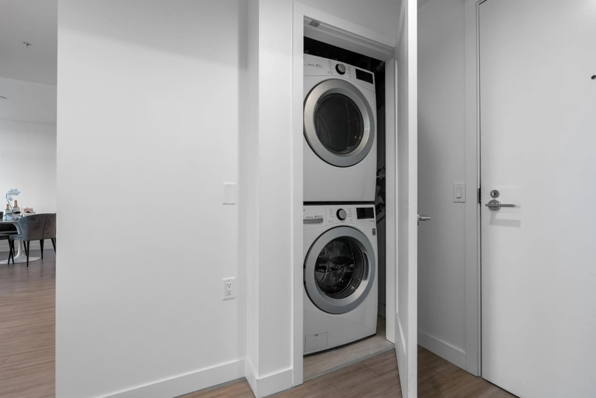 Loft / Bonus Room Photo of 2702 2311 Beta Avenue, Burnaby, BC