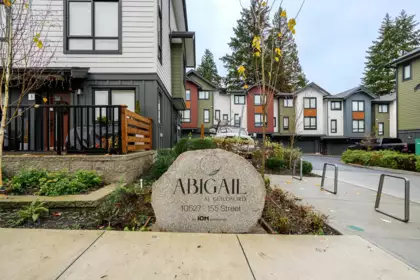 Front Yard Photo of 13 10527 155 Street, Surrey, BC
