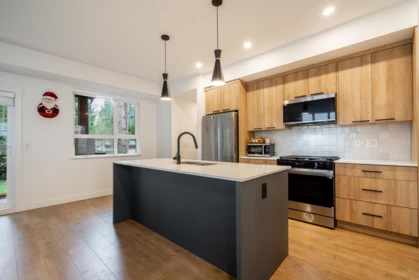 Kitchen Island Photo of 13 10527 155 Street, Surrey, BC