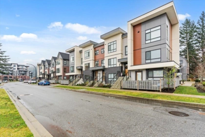 14 45500 Campus Drive, Chilliwack, BC, Chilliwack — Townhouse for sale