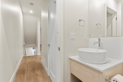Powder Room Photo of 14 45500 Campus Drive, Chilliwack, BC