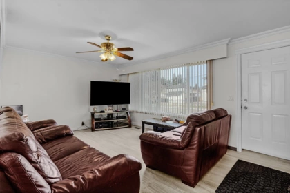 Breakfast Nook Photo of 2489 Parkview Street, Abbotsford, BC