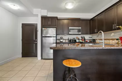 216 46262 First Avenue, Chilliwack, BC, Chilliwack — Apartment/Condo for sale