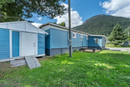 Laundry Room Photo of 25 7370 Highway 99, Pemberton, BC
