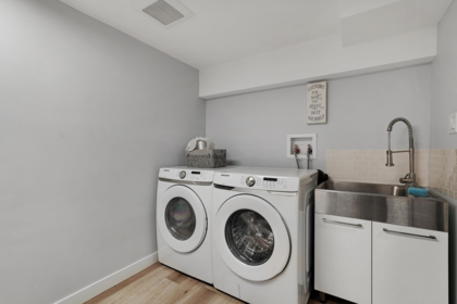 Kitchen Island Photo of 5770 Mayview Circle, Burnaby, BC