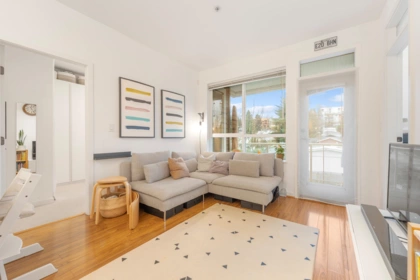 315 3551 Foster Avenue, Vancouver, BC, Vancouver — Apartment/Condo for sale