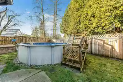 Front Yard Photo of 15 11125 232nd Street, Maple Ridge, BC