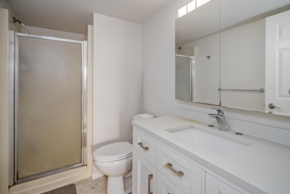 Walk-In Closet Photo of 215 31930 Old Yale Road, Abbotsford, BC