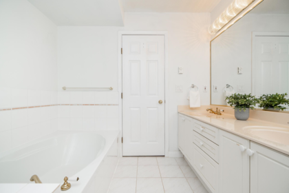 Laundry Room Photo of 32 2979 Panorama Drive, Coquitlam, BC
