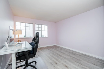 Mudroom Photo of 32 2979 Panorama Drive, Coquitlam, BC