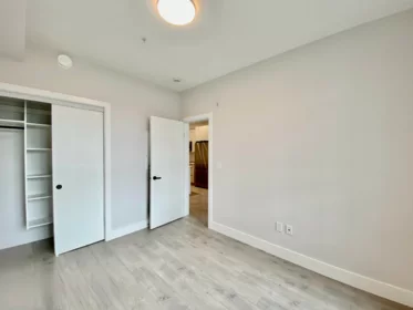 401 13458 95 Avenue, Surrey, BC
