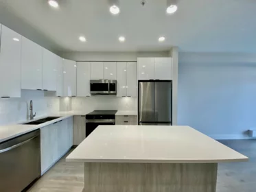 Kitchen Photo of 401 13458 95 Avenue, Surrey, BC