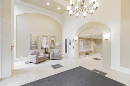 Hallway Photo of 1607 8460 Granville Avenue, Richmond, BC