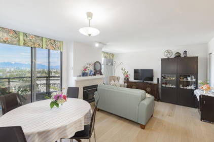 1607 8460 Granville Avenue, Richmond, BC, Richmond — Apartment/Condo for sale
