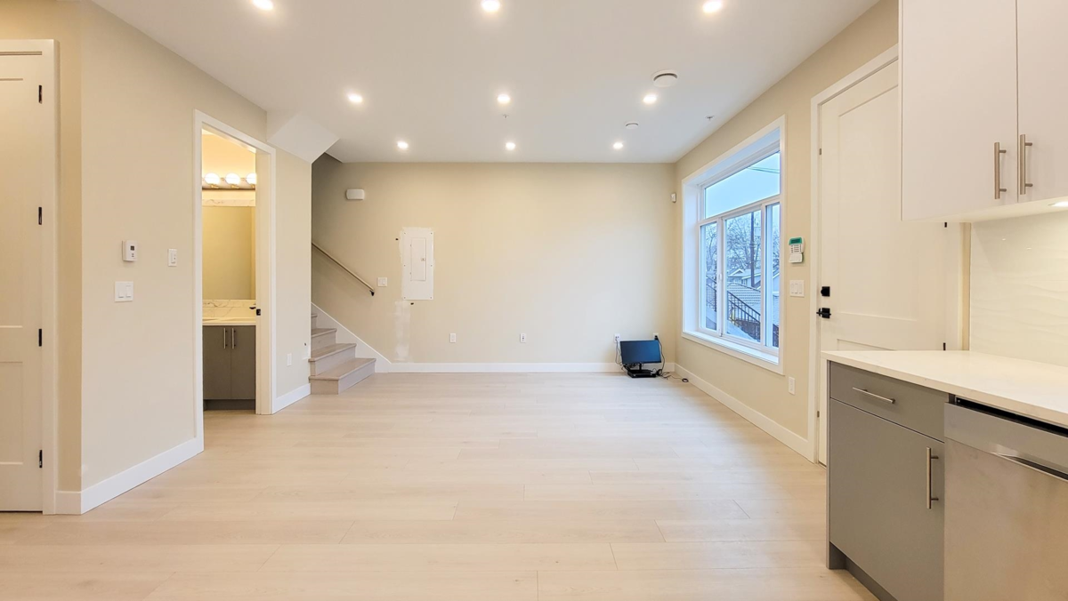 Breakfast Nook Photo of 3433 E 23rd Avenue, Vancouver, BC