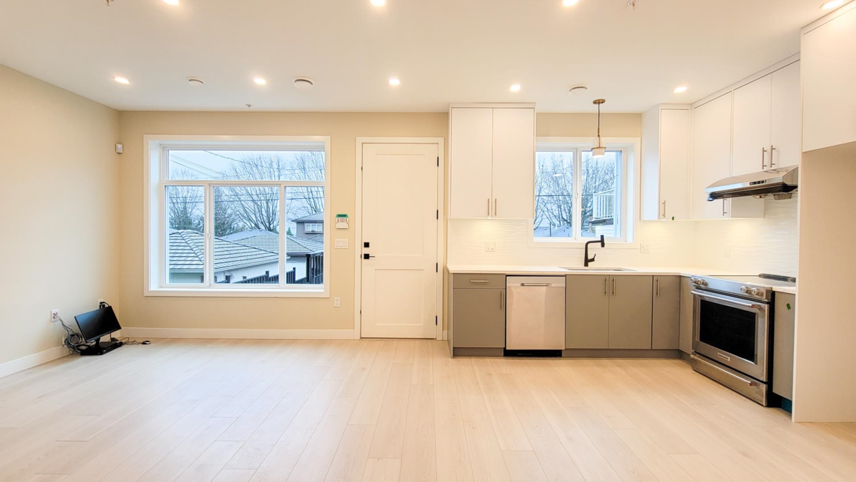 Walk-In Closet Photo of 3433 E 23rd Avenue, Vancouver, BC