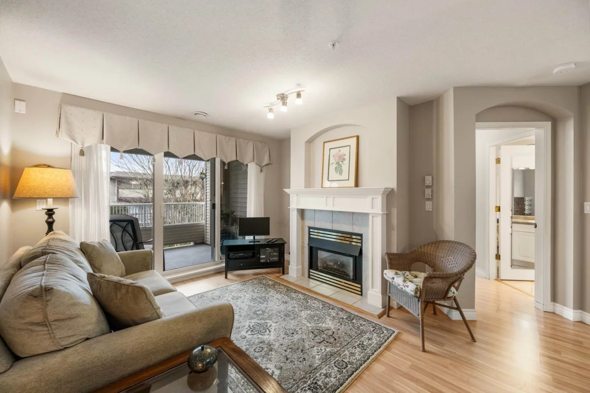 Family Room Photo of 209 4770 52a Street, Ladner, BC