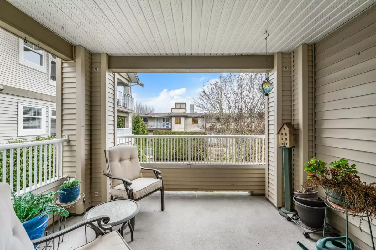 Front Yard Photo of 209 4770 52a Street, Ladner, BC