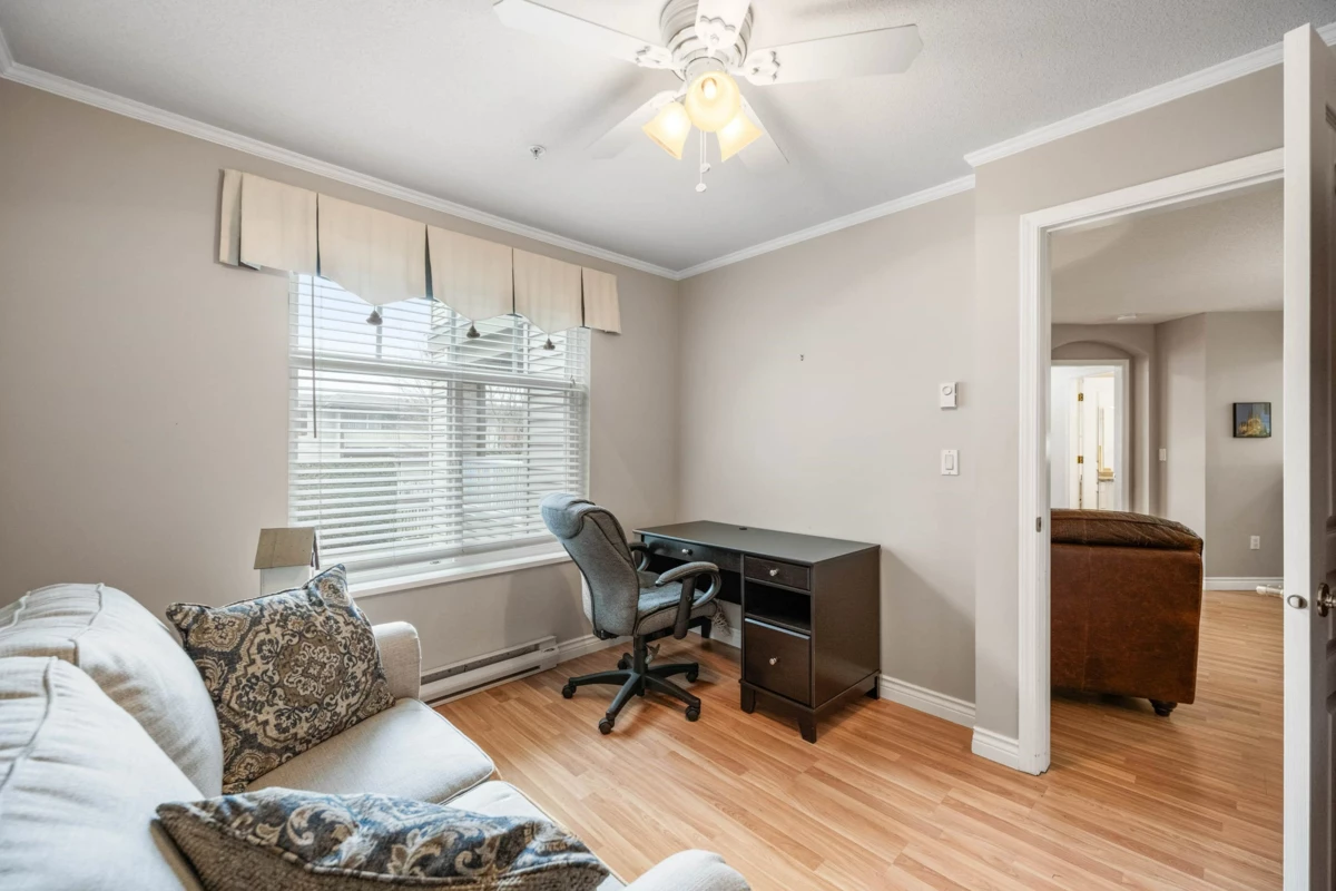 Hallway Photo of 209 4770 52a Street, Ladner, BC