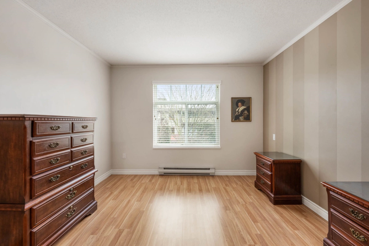 Powder Room Photo of 209 4770 52a Street, Ladner, BC