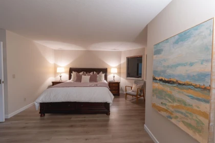 Hallway Photo of 2986 Delahaye Drive, Coquitlam, BC