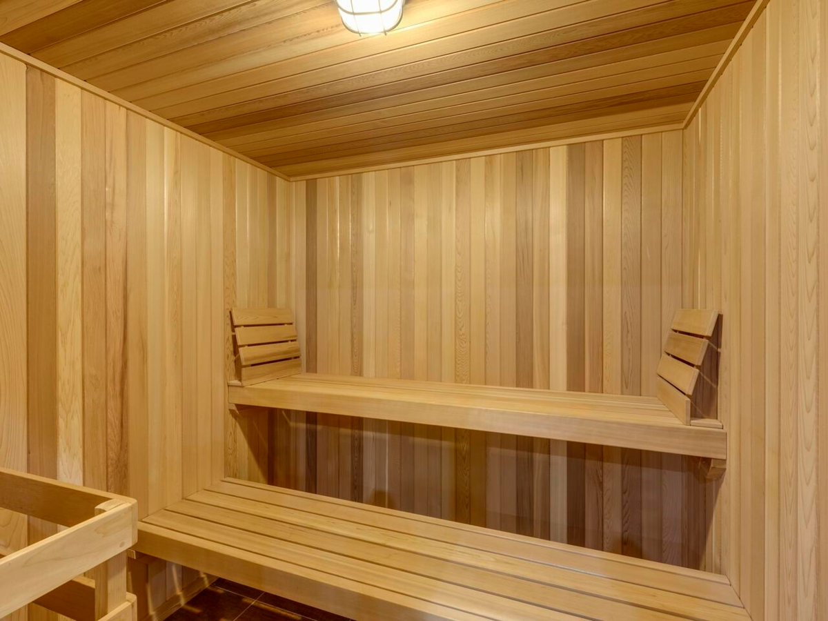 Community Amenities Photo (Clubhouse) of 607 Glenmaroon Road, West Vancouver, BC