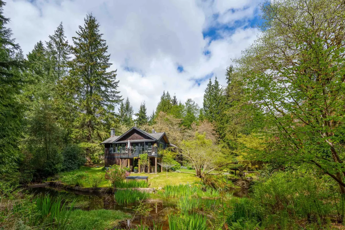 Exterior Rear Photo of 1531 Lockyer Road, Roberts Creek, BC