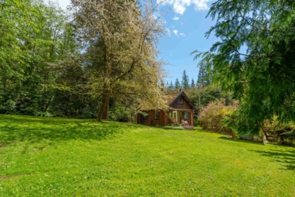 1531 Lockyer Road, Roberts Creek, BC, Roberts Creek — Single Family Residence for sale