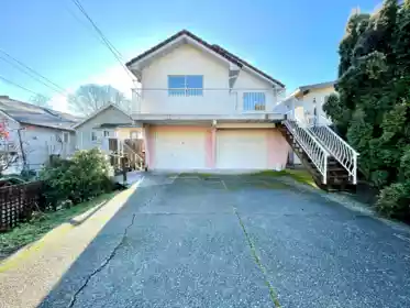 Hot Tub / Spa Photo of 937 W 18th Avenue, Vancouver, BC