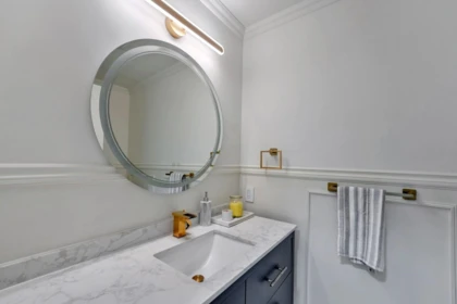 Mudroom Photo of 15100 61 Avenue, Surrey, BC