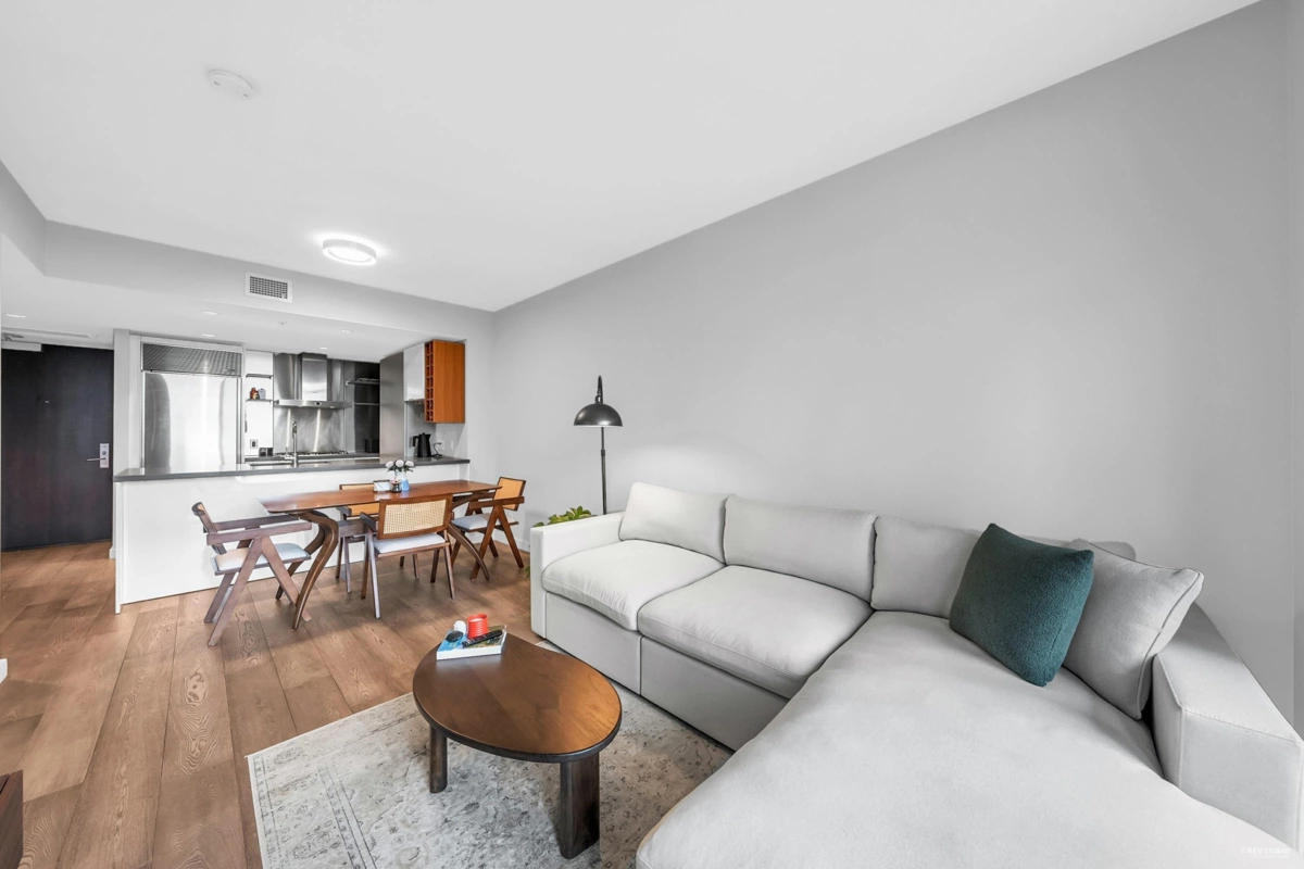 Family Room Photo of 1907 788 Richards Street, Vancouver, BC