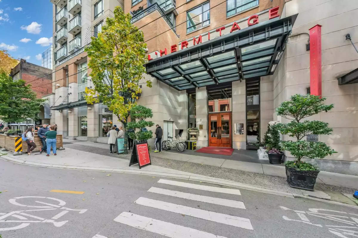 Garage Interior Photo of 1907 788 Richards Street, Vancouver, BC