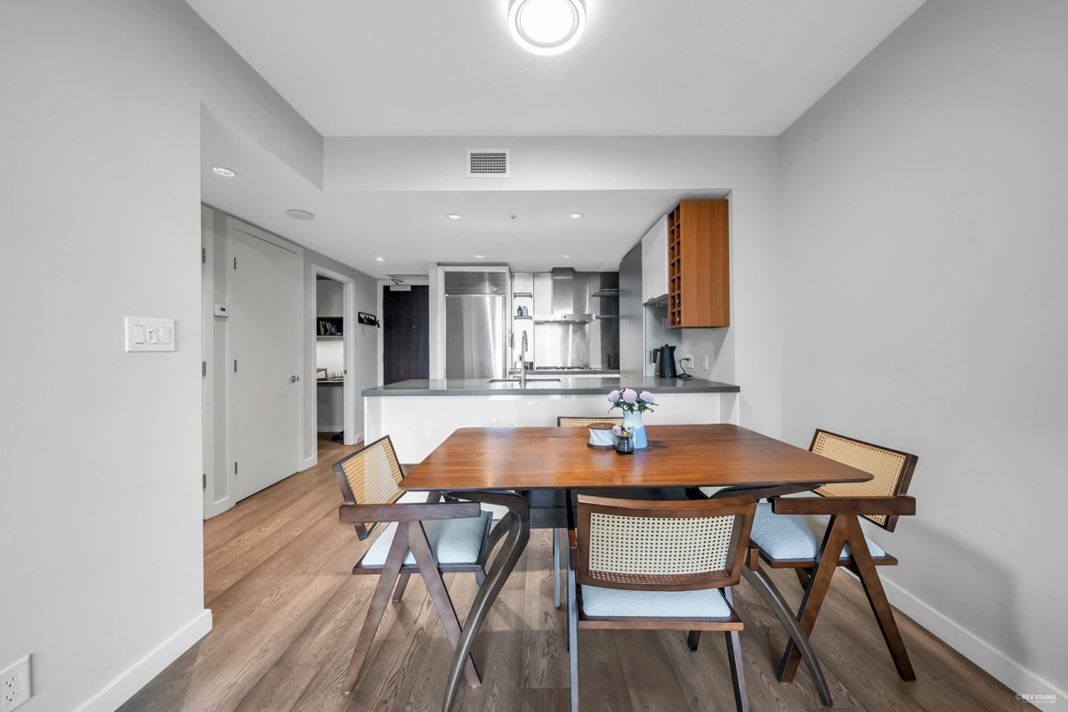 Kitchen Photo of 1907 788 Richards Street, Vancouver, BC