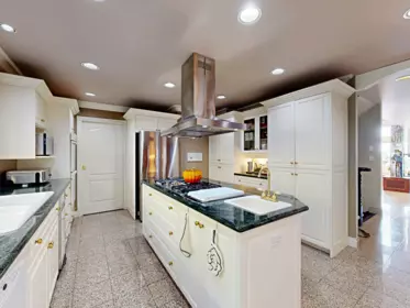 Walk-In Closet Photo of 106 Timbercrest Place, Port Moody, BC