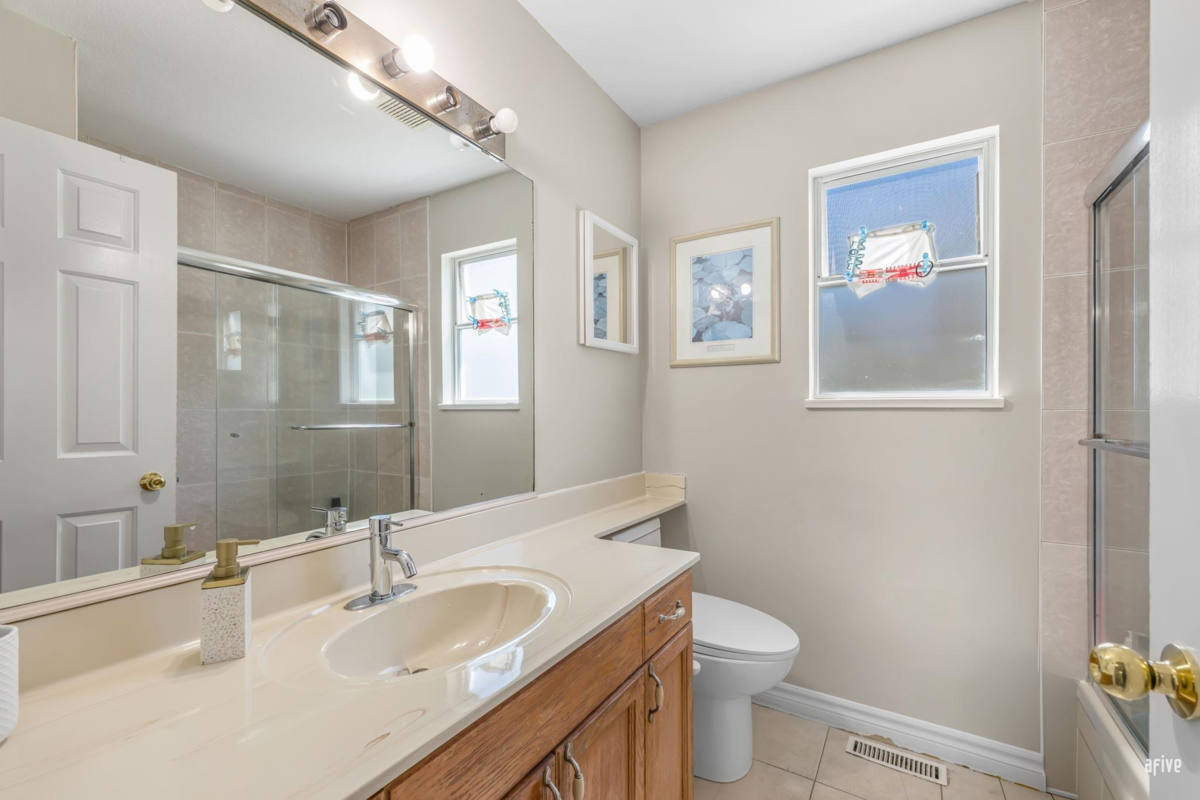 Bedroom 3 Photo of 14373 66 Avenue, Surrey, BC