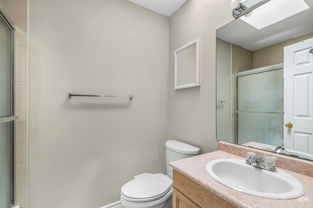 Powder Room Photo of 14373 66 Avenue, Surrey, BC