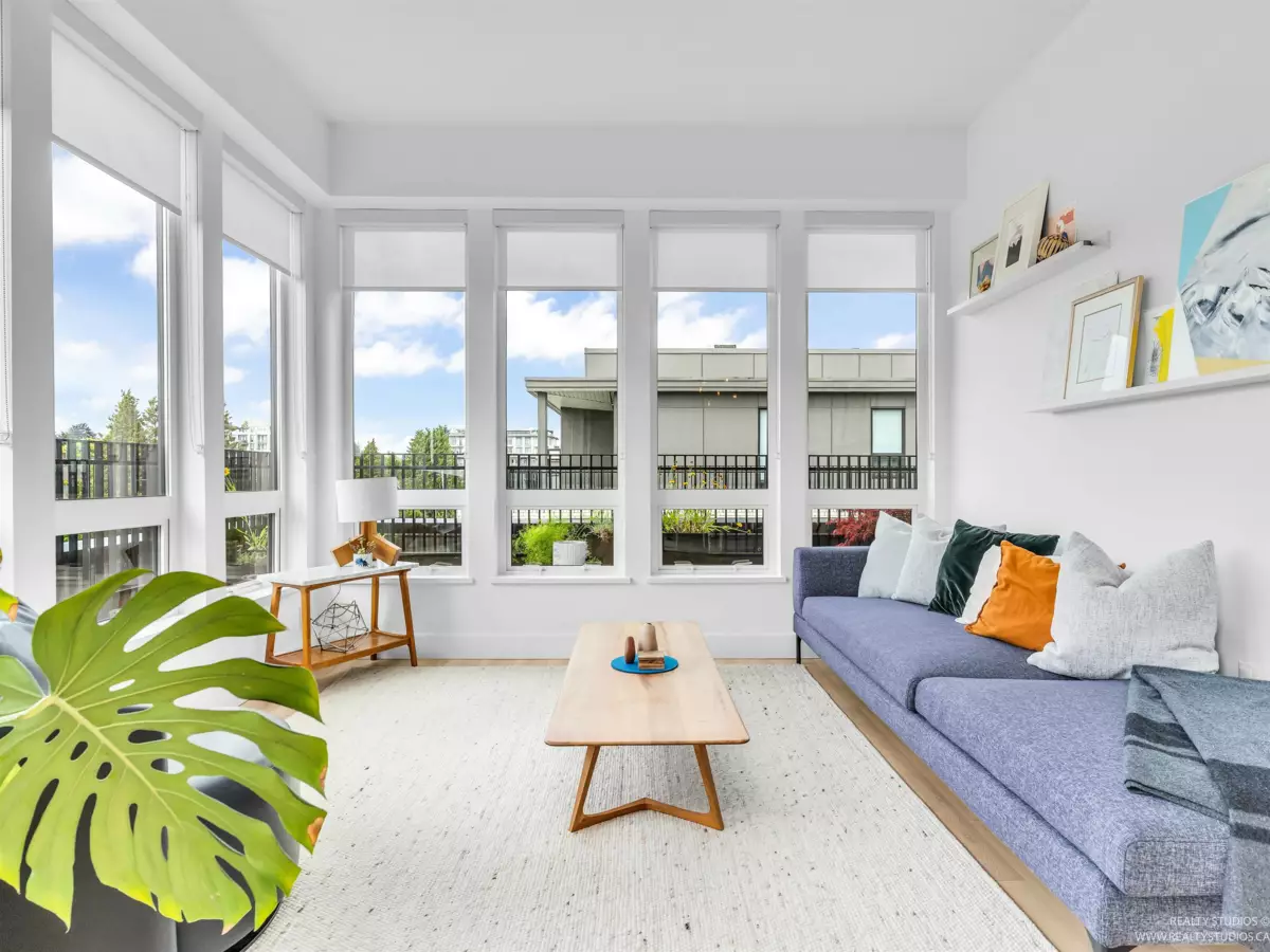 Family Room Photo of 405 288 W King Edward Avenue, Vancouver, BC