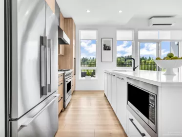 Entry Foyer Photo of 405 288 W King Edward Avenue, Vancouver, BC