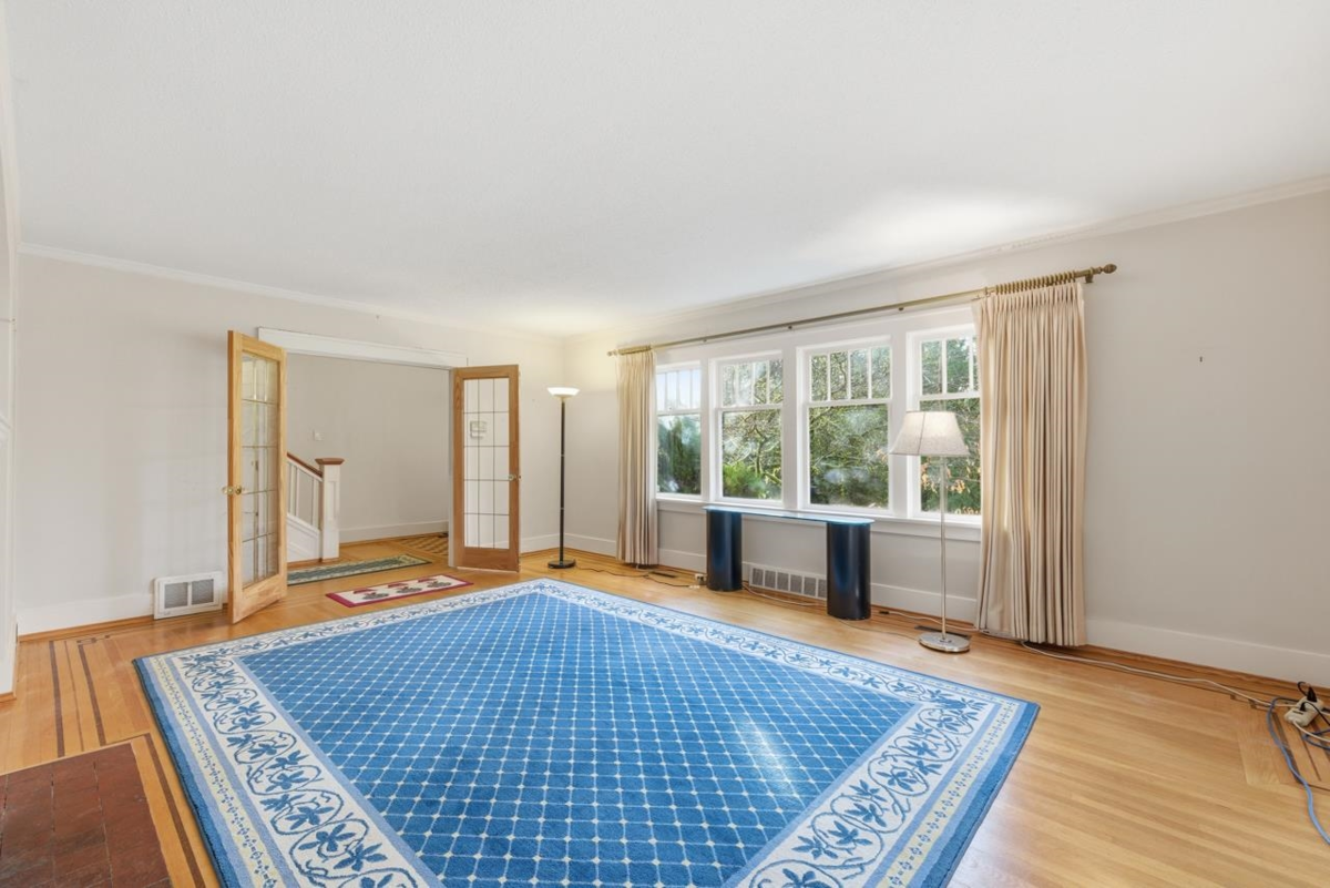 Family Room Photo of 3775 W 35th Avenue, Vancouver, BC