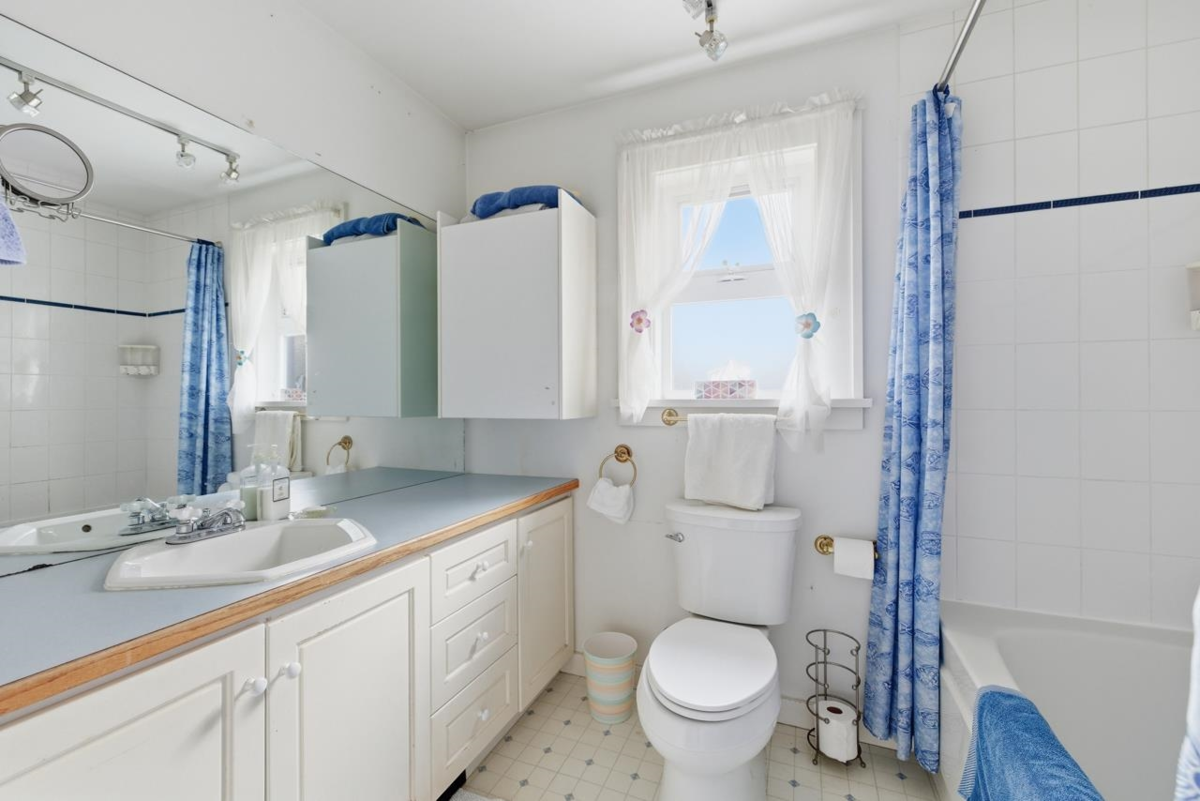 Loft / Bonus Room Photo of 3775 W 35th Avenue, Vancouver, BC