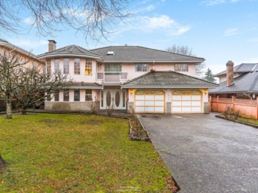 11923 98a Avenue, Surrey, BC, Surrey — Single Family Residence for sale