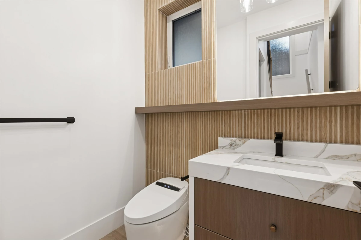 Office / Den Photo of 2 847 E 10 Avenue, Vancouver, BC