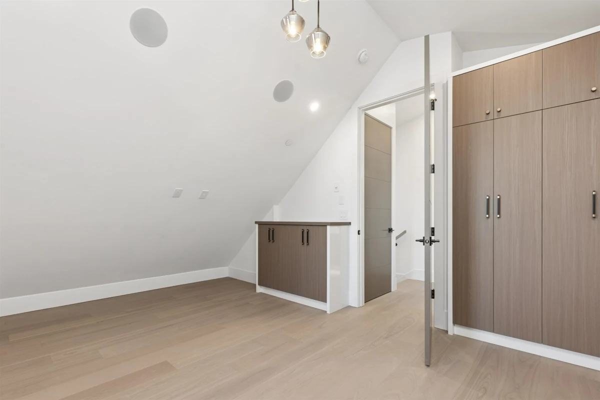 Outdoor Kitchen Photo of 2 847 E 10 Avenue, Vancouver, BC