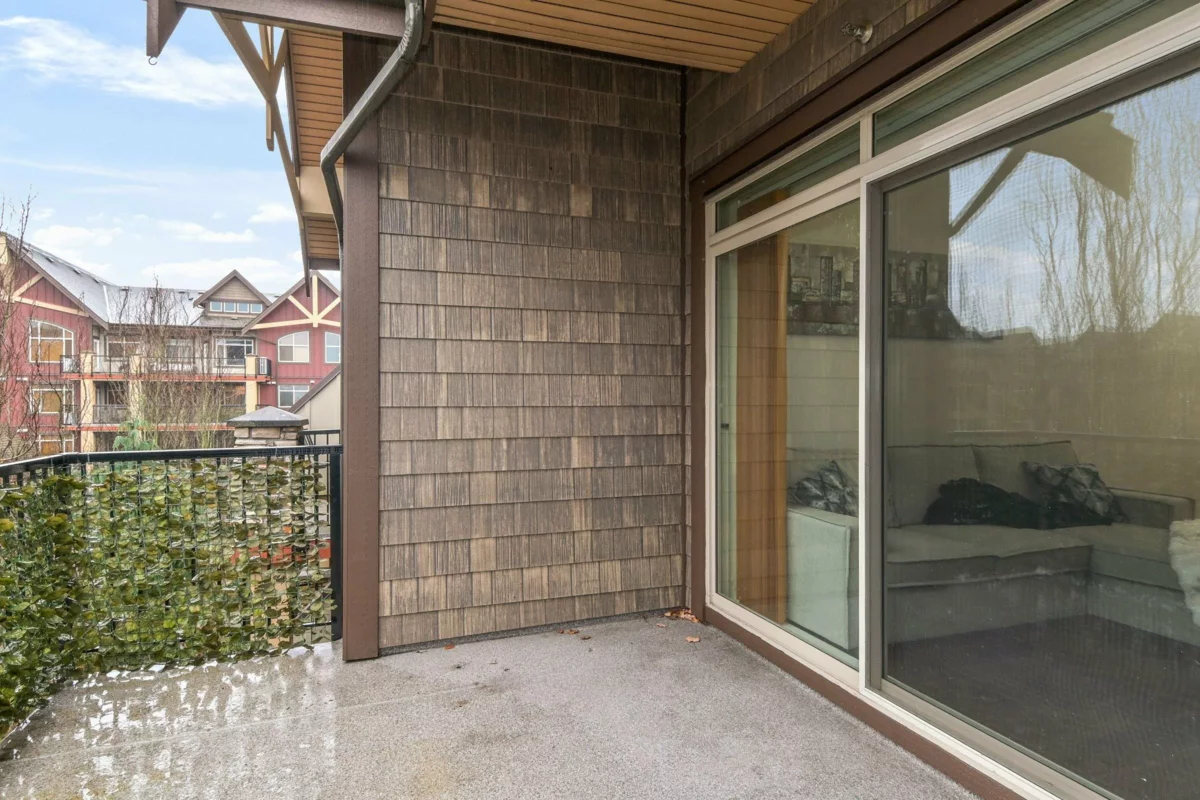 Hallway Photo of 406 8328 207a Street, Langley, BC