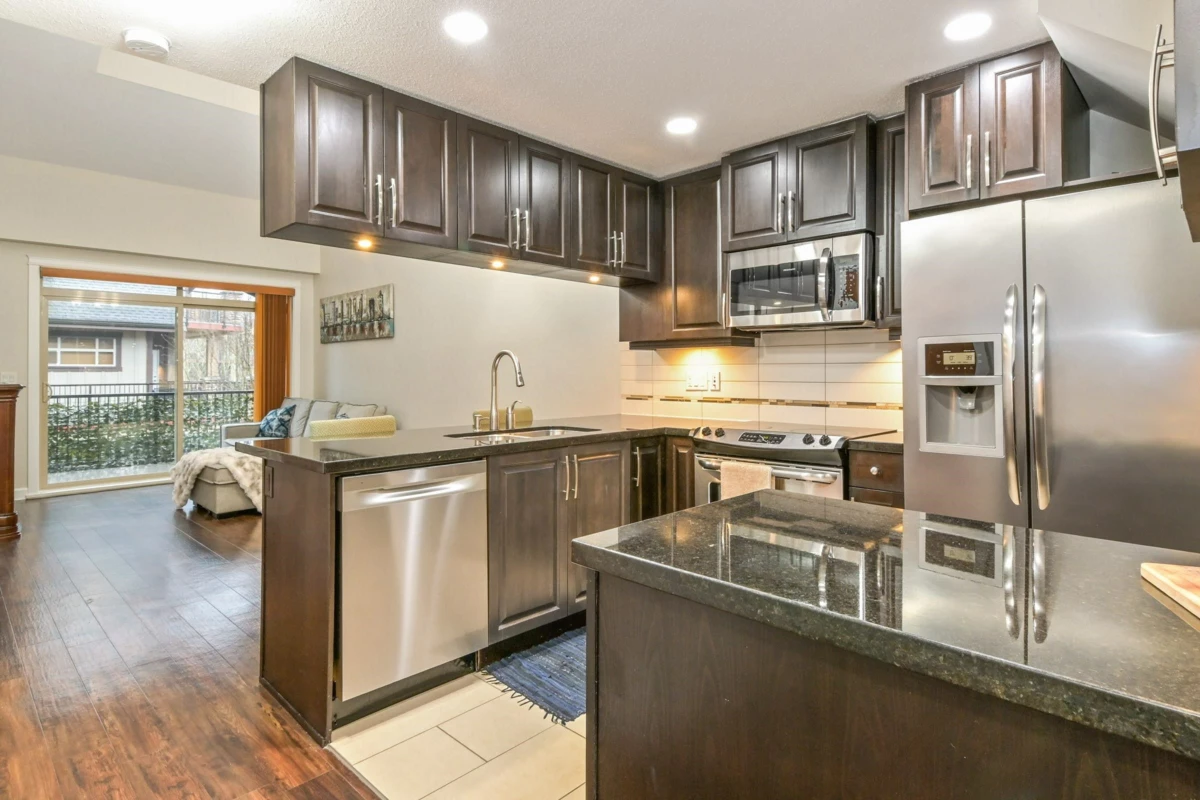 Kitchen Island Photo of 406 8328 207a Street, Langley, BC