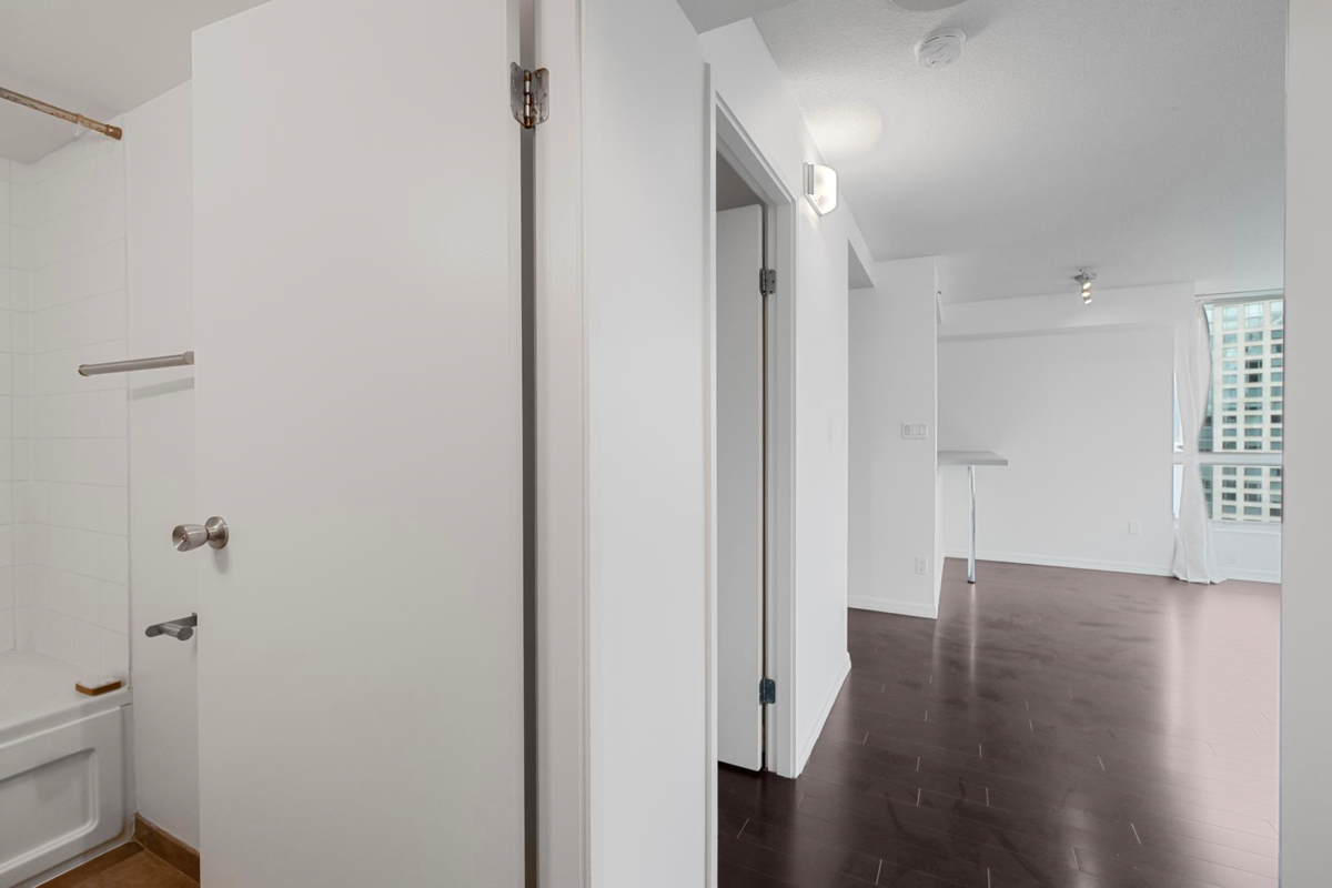 Office / Den Photo of 1704 555 Jervis Street, Vancouver, BC