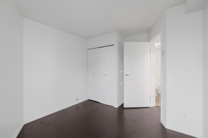 Laundry Room Photo of 1704 555 Jervis Street, Vancouver, BC