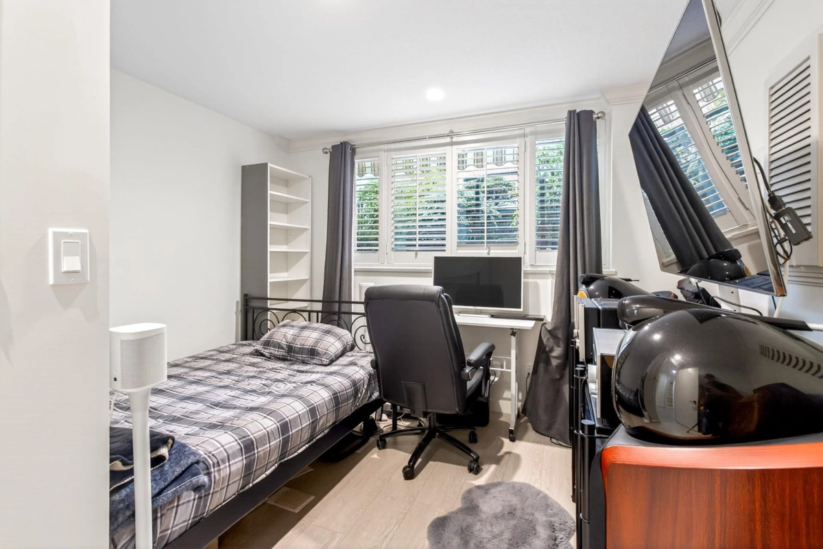 Garage Interior Photo of 1563 W 59th Avenue, Vancouver, BC