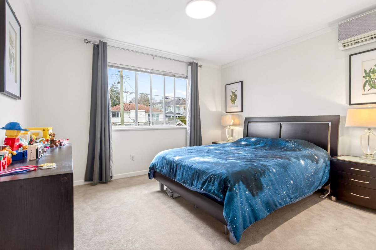 Mudroom Photo of 1563 W 59th Avenue, Vancouver, BC